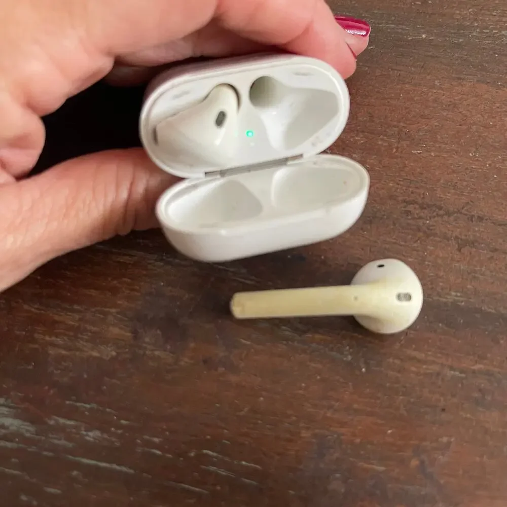 PARTS ONLY Apple AirPods and Charging Cases Mixed Lot